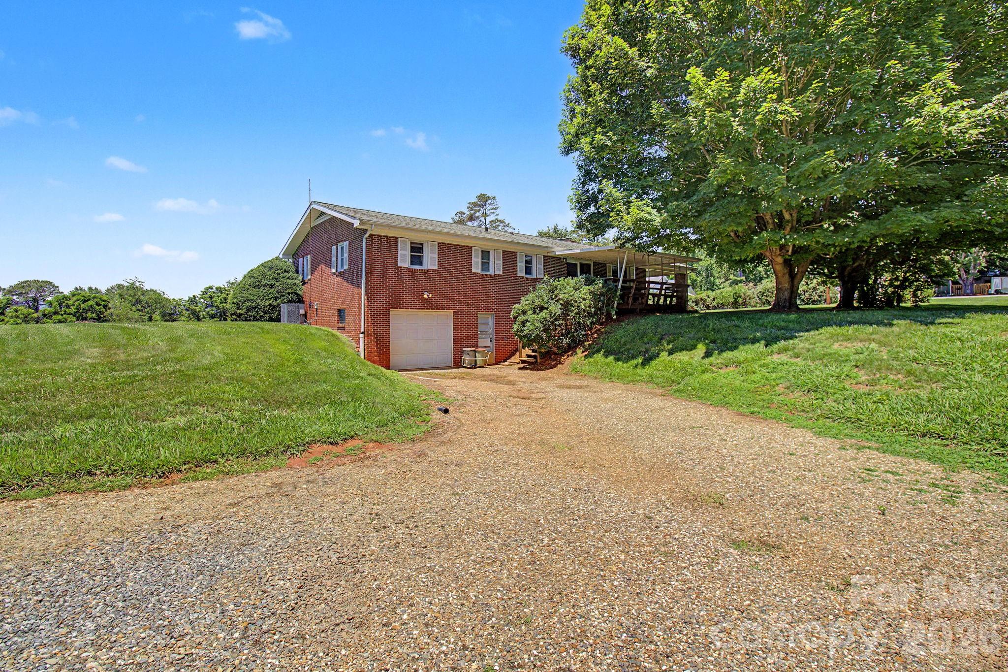 788 Alexander Road Alexander, NC 28701 - Photo 8 of 48