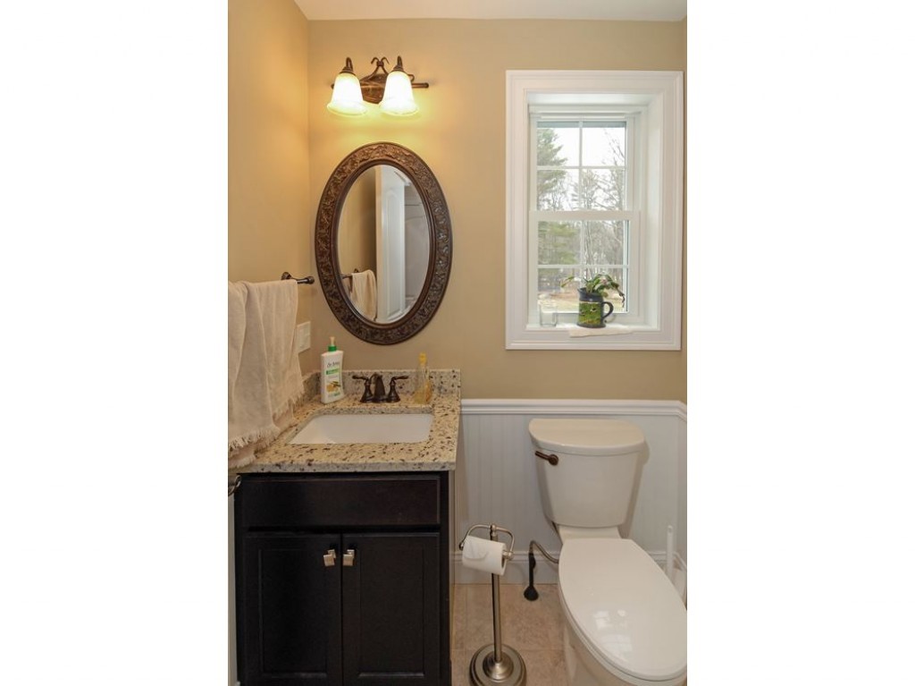 41 Lovell Road, Unit 1 Stratham, NH 03885 - Photo 7 of 17