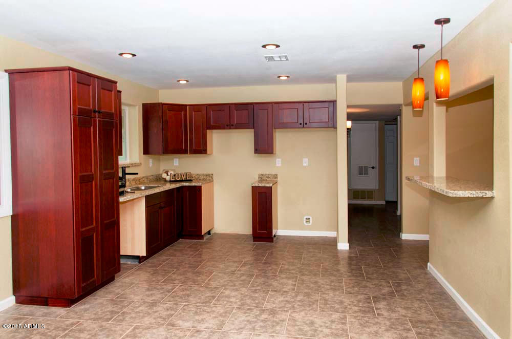 2314 East Cactus Road Phoenix, AZ 85022 - Photo 3 of 40 Kitchen 1