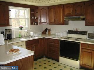 728 Meadowlark Road Audubon, PA 19403 - Photo 4 of 5 Gallery Image 4