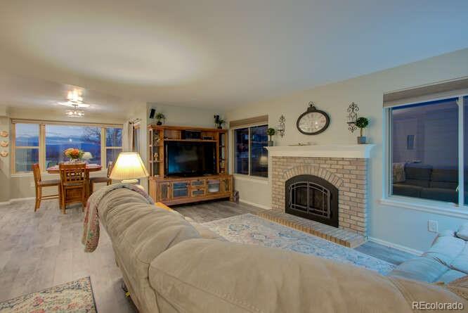 9797 Spring Hill Lane Highlands Ranch, CO 80129 - Photo 8 of 40