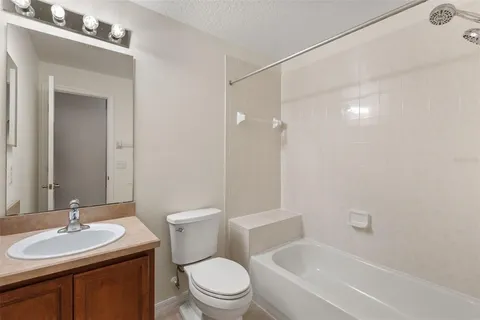 $299,000 | 520 Majestic Way, Altamonte Springs, FL 32714