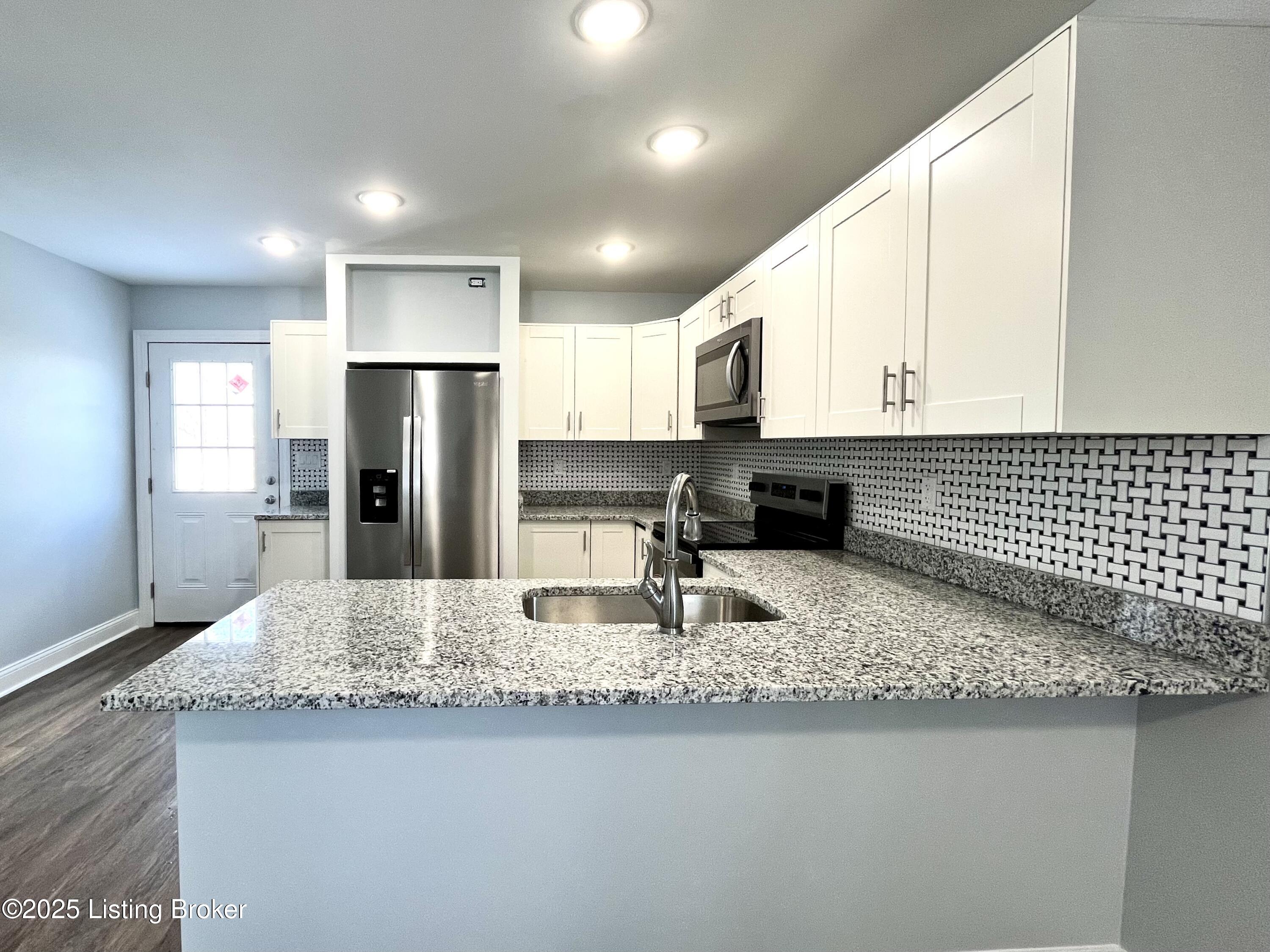 8905 Ferndale Road Louisville, KY 40291 - Photo 12 of 23 IMG_6108