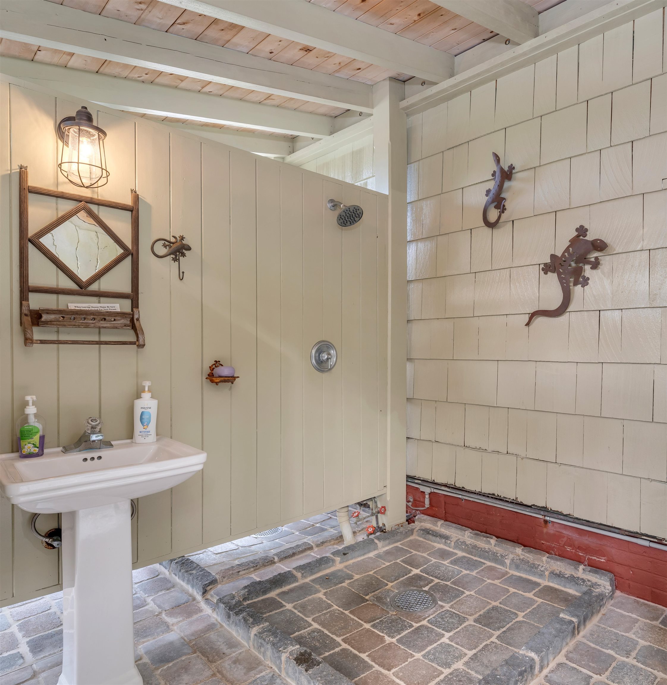 933 Washington Street Cape May, NJ 08204 - Photo 16 of 48