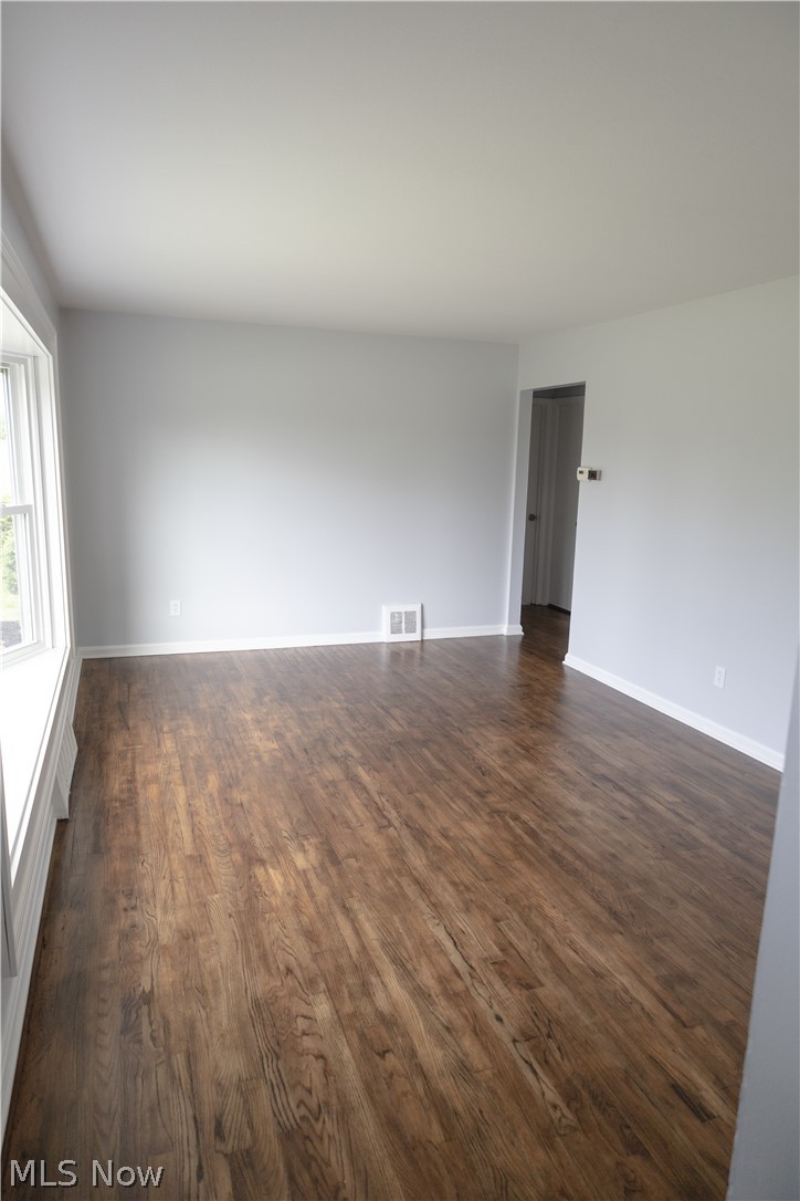 8914 Biddulph Road Brooklyn, OH 44144 - Photo 6 of 8