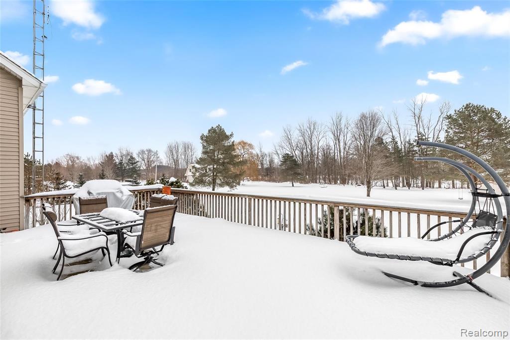 1499 Wiggins Road Fenton, MI 48430 - Photo 39 of 47