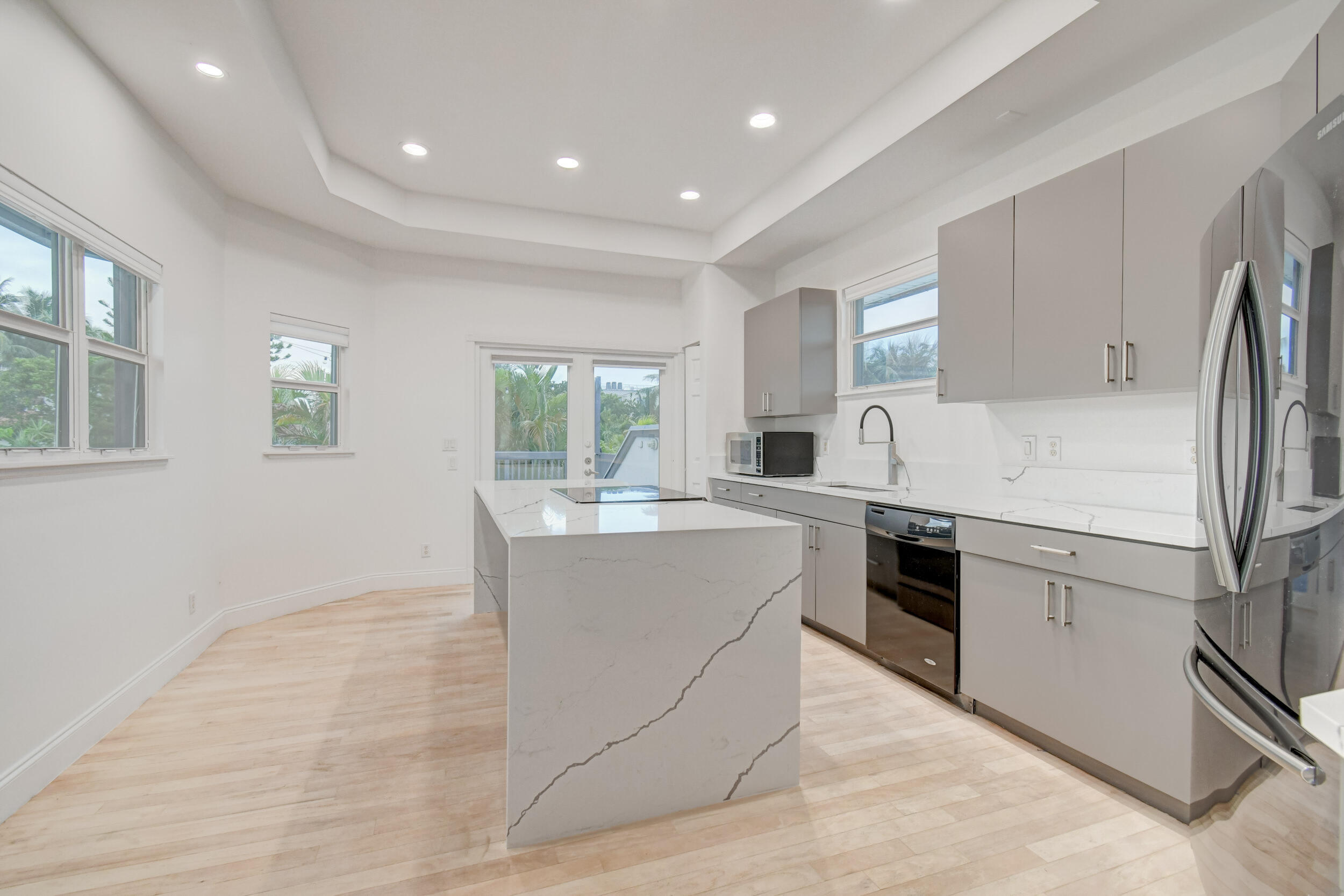 21 Oceanview Drive, Unit C Ocean Ridge, FL 33435 - Photo 10 of 41 20230913164742687186000000-o
