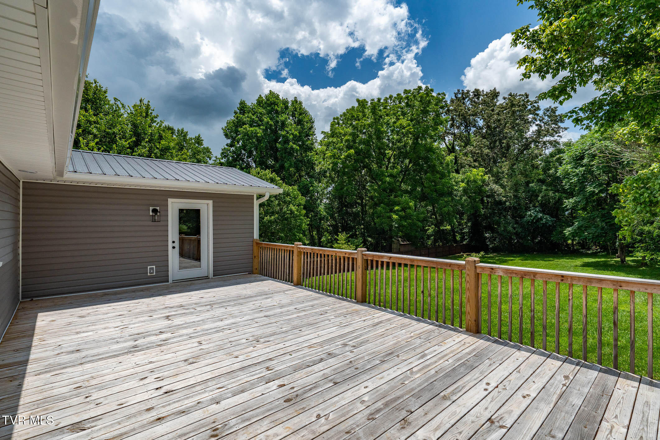 226 Dorothy Circle Limestone, TN 37681 - Photo 19 of 57 226 Dorothy Cir (15 of 28)