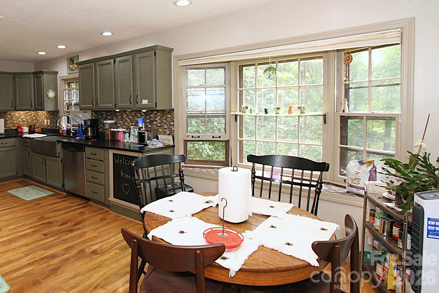 86 Pine Ridge Road Hendersonville, NC 28792 - Photo 11 of 31 Gallery Image 11