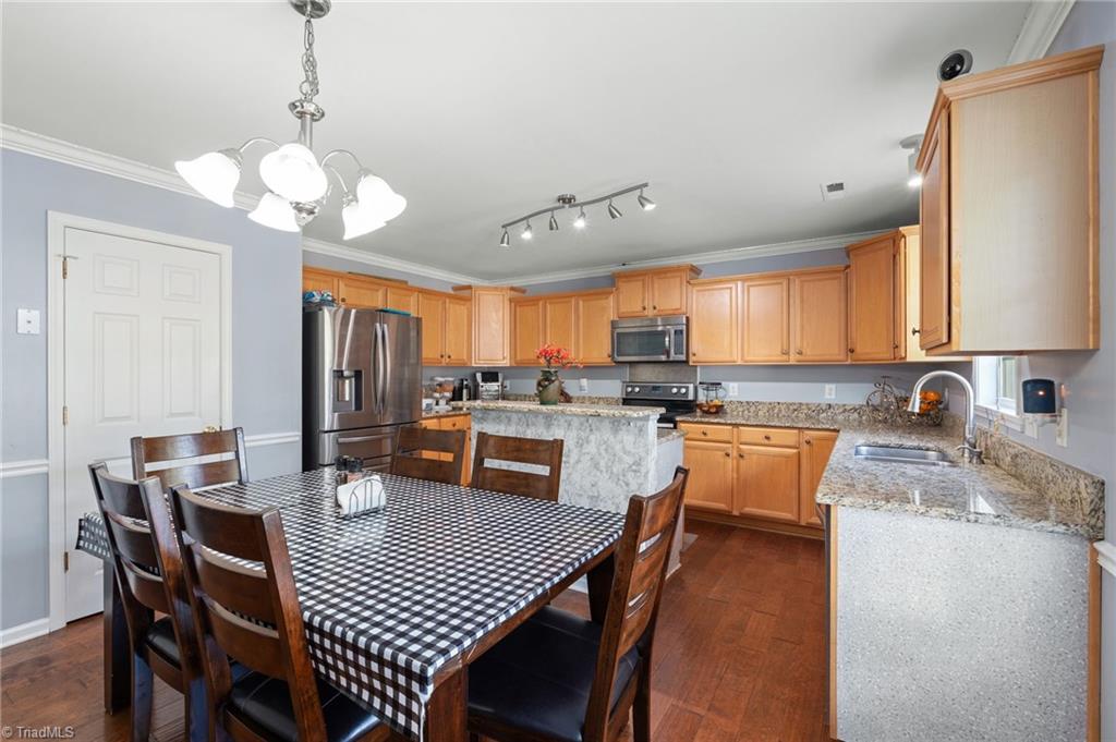 5720 Election Oak Drive High Point, NC 27265 - Photo 12 of 32