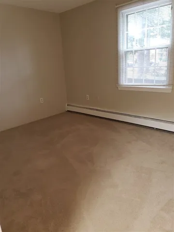 $2,200 | 3 Autumn Leaf Drive, Unit 14, Nashua, NH 03060