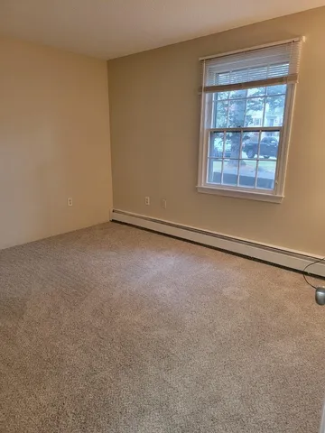 $2,200 | 3 Autumn Leaf Drive, Unit 14, Nashua, NH 03060