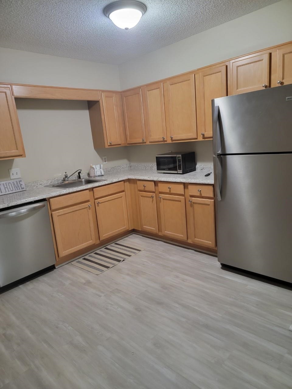 3 Autumn Leaf Drive, Unit 14 Nashua, NH 03060 - Photo 3 of 16