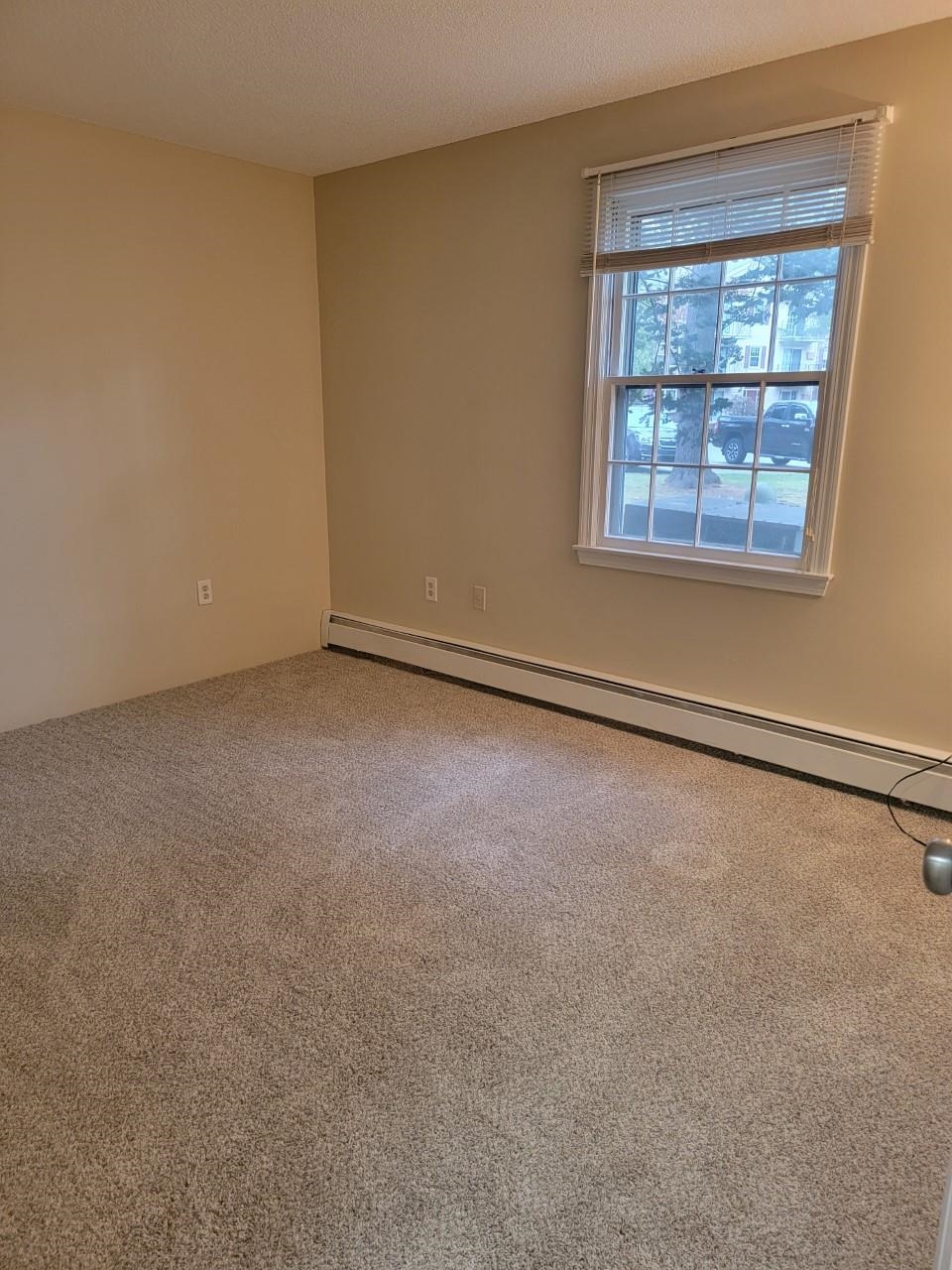 3 Autumn Leaf Drive, Unit 14 Nashua, NH 03060 - Photo 10 of 16