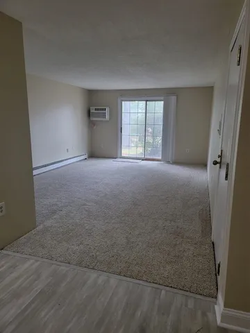 $2,200 | 3 Autumn Leaf Drive, Unit 14, Nashua, NH 03060