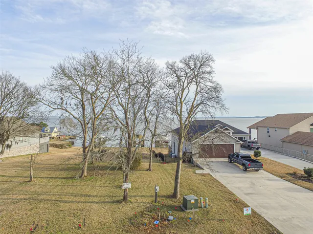 $139,000 | 131 Legacy Boulevard, Point Blank, TX 77364