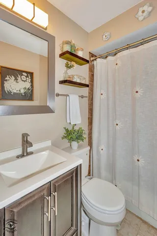 $194,900 | 9865 Cordoba Court, Unit 3A, Orland Park, IL 60462