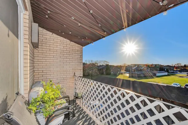 $194,900 | 9865 Cordoba Court, Unit 3A, Orland Park, IL 60462