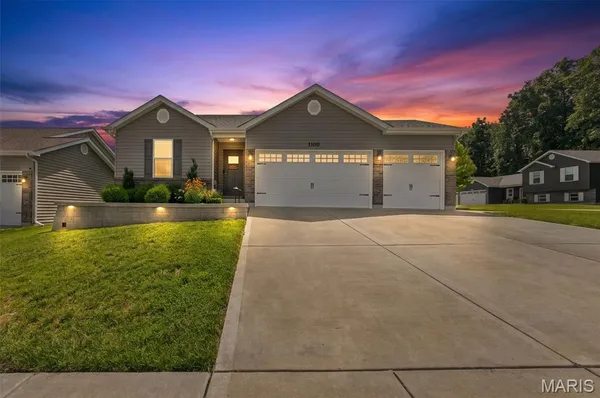 $371,000 | 1100 Slapshot Drive, Foristell, MO 63348