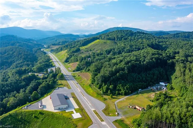 $199,000 | 221 Us Highway South, Fleetwood, NC 28626