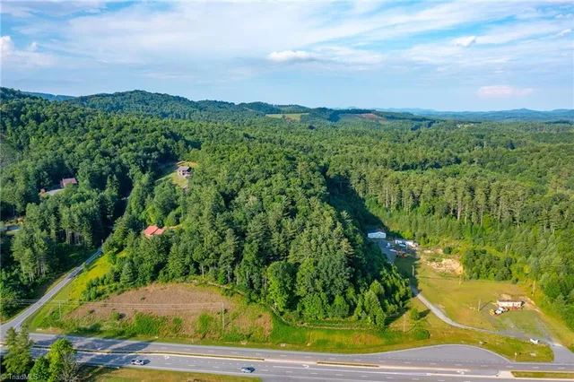 $199,000 | 221 Us Highway South, Fleetwood, NC 28626