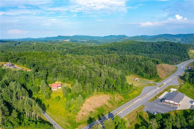 $199,000 | 221 Us Highway South, Fleetwood, NC 28626