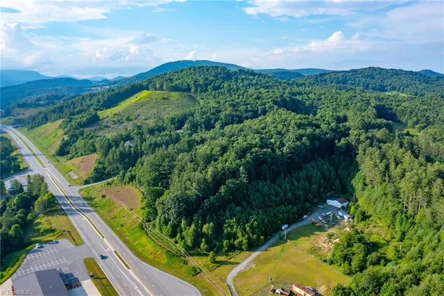 $199,000 | 221 Us Highway South, Fleetwood, NC 28626