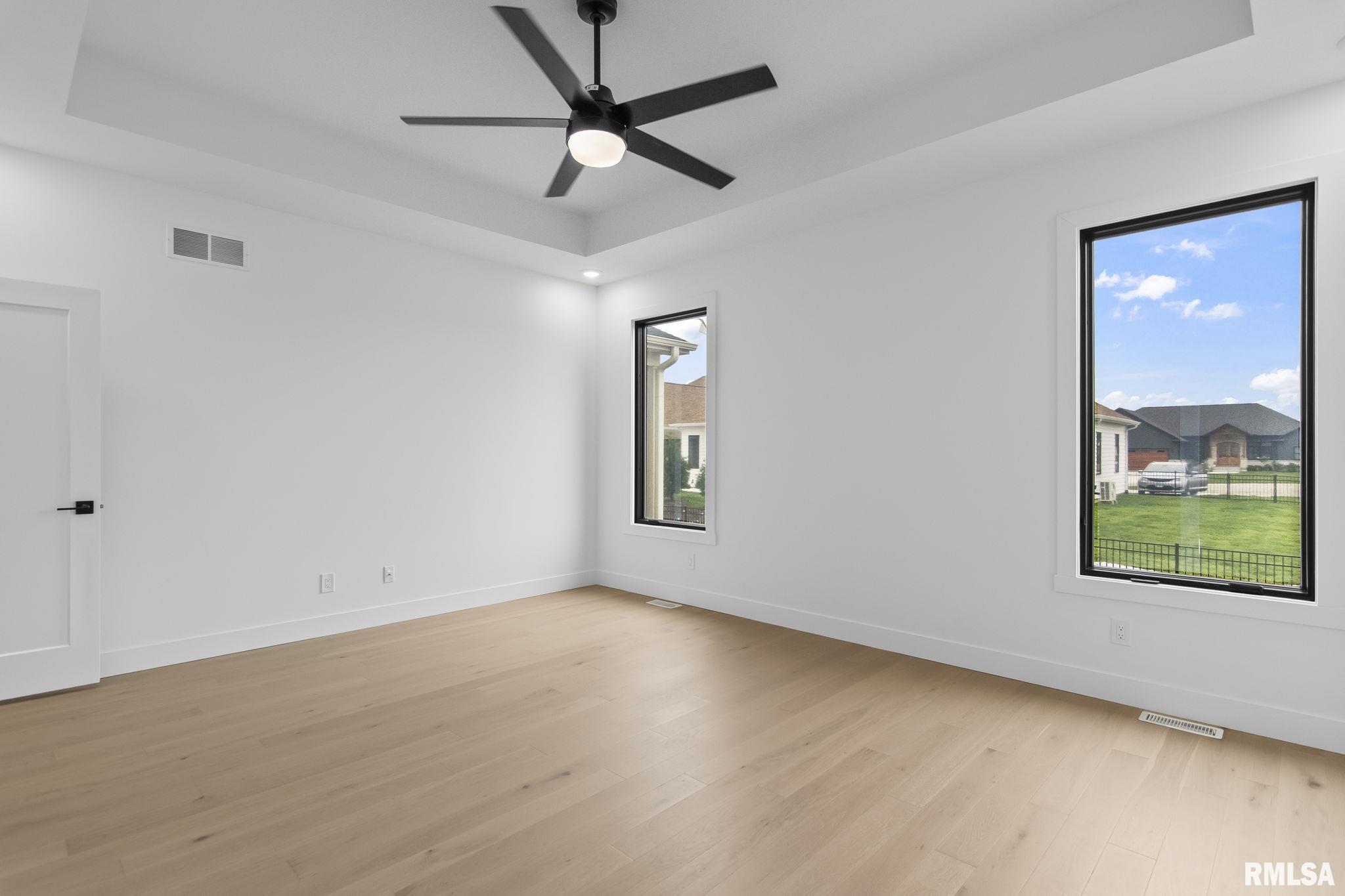 4620 Tess Drive Springfield, IL 62711 - Photo 14 of 35
