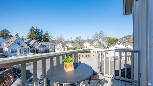 $719,000 | 1205 Hidden Creek Place, Santa Rosa, CA 95409