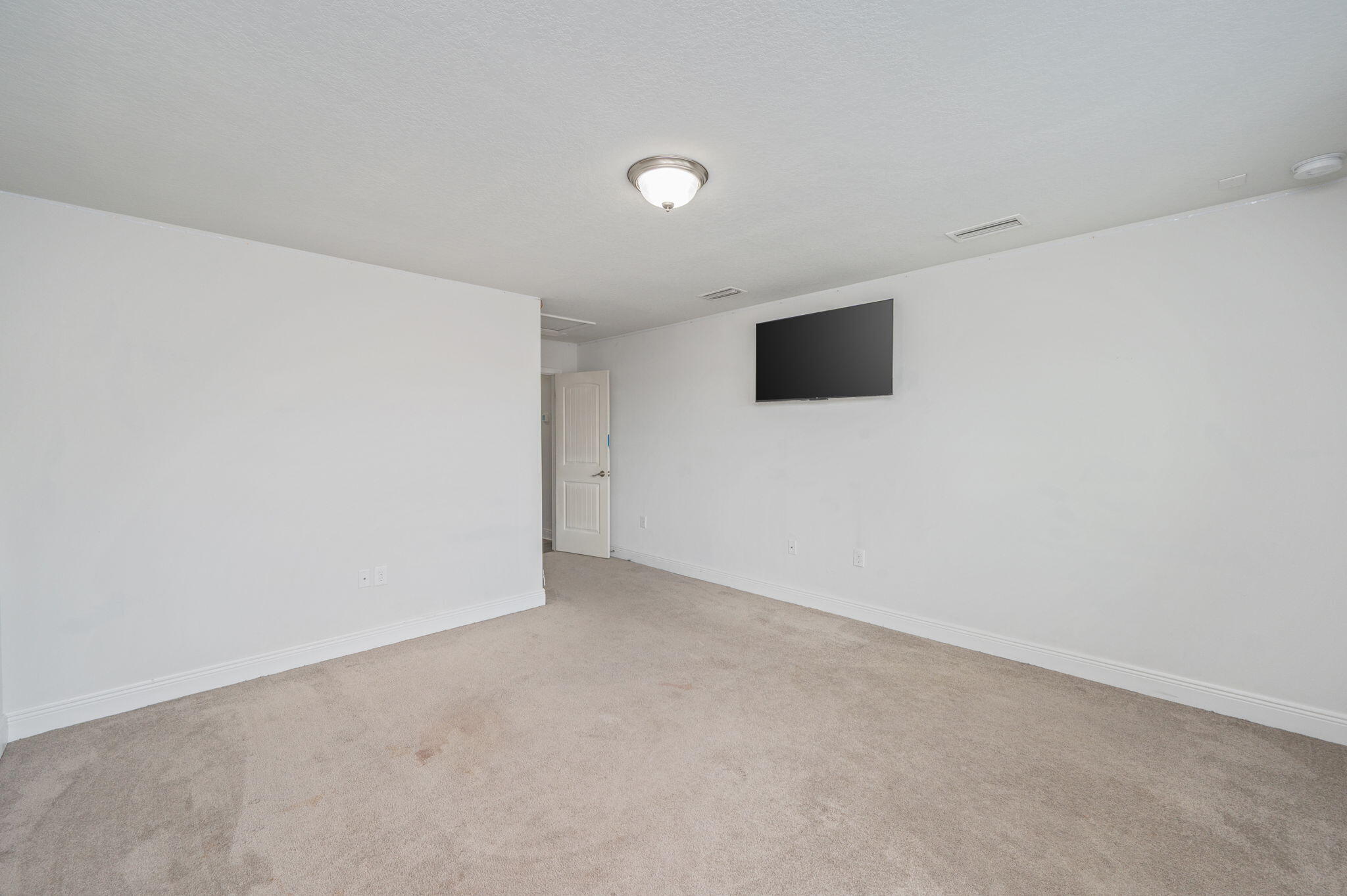 5737 Marigold Loop Crestview, FL 32539 - Photo 35 of 37 bonus room