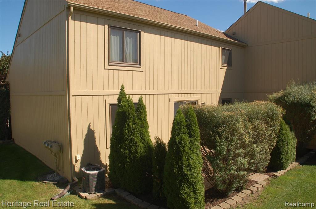 2188 Rochelle Park Drive Rochester, MI 48309 - Photo 29 of 31