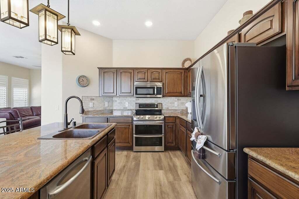 4238 South Strong Box Road Gold Canyon, AZ 85118 - Photo 11 of 38 16-custom-016_ListerPros