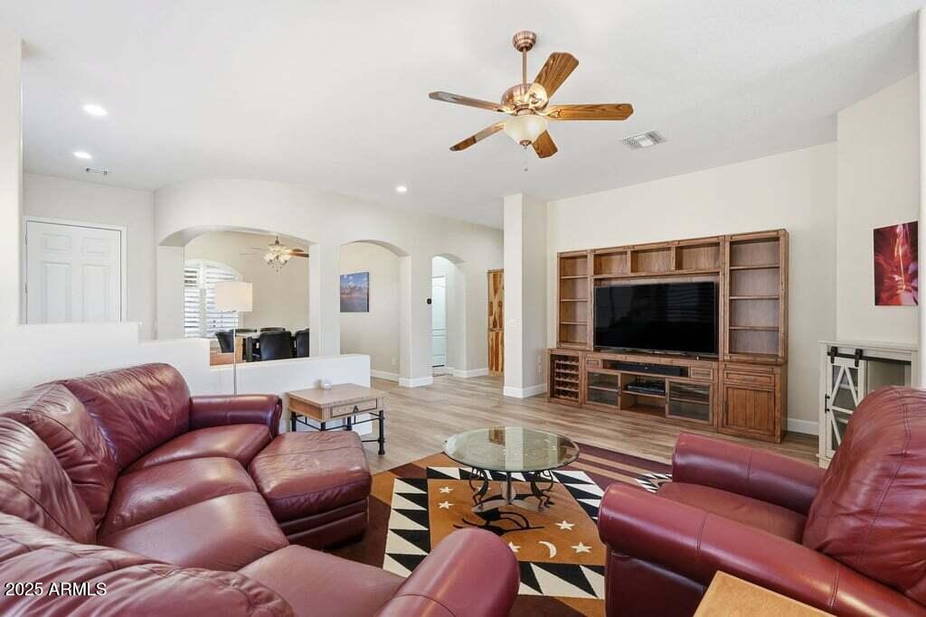 4238 South Strong Box Road Gold Canyon, AZ 85118 - Photo 29 of 38 11-custom-011_ListerPros
