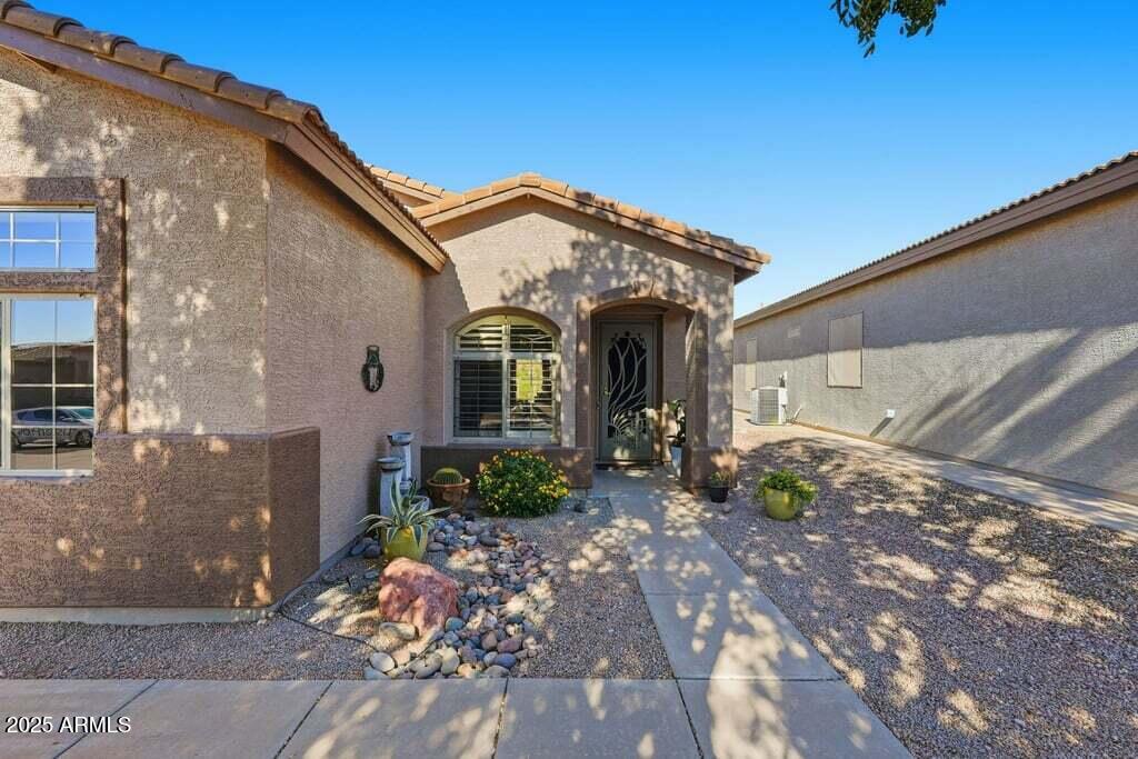 4238 South Strong Box Road Gold Canyon, AZ 85118 - Photo 3 of 38 6-custom-006_ListerPros