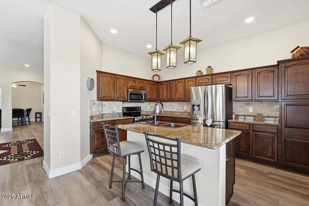 4238 South Strong Box Road Gold Canyon, AZ 85118 - Photo 9 of 38 12-custom-012_ListerPros