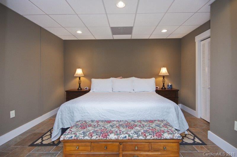 149 Country Ridge Road, Unit UN 5 Laurel Park, NC 28739 - Photo 15 of 20