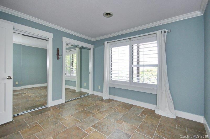149 Country Ridge Road, Unit UN 5 Laurel Park, NC 28739 - Photo 16 of 20