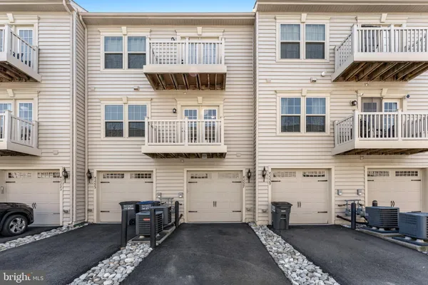 $499,980 | 42227 Piebald Square, Aldie, VA 20105