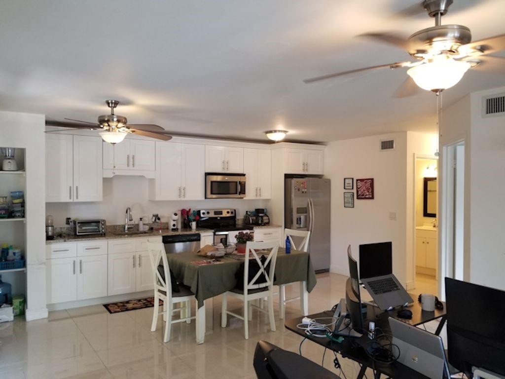 522 Trace Circle, Unit 105 Deerfield Beach, FL 33441 - Photo 2 of 12 Photo 2