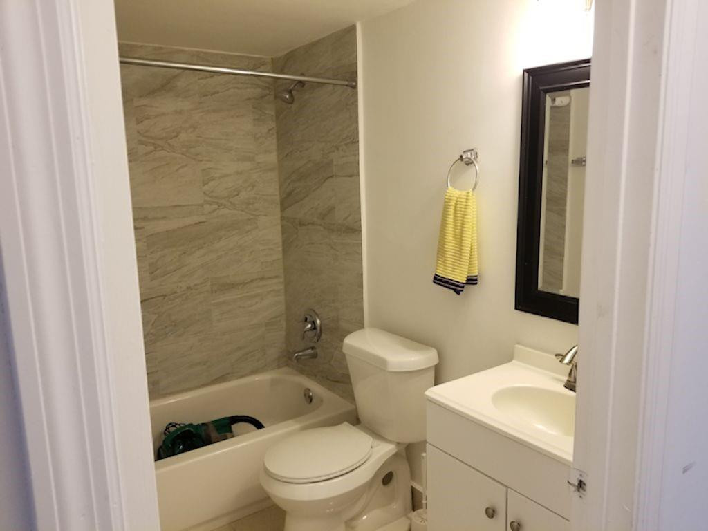 522 Trace Circle, Unit 105 Deerfield Beach, FL 33441 - Photo 5 of 12 Photo 5