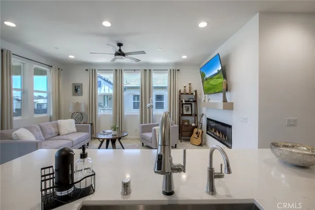 $575,000 | 32711 Brunello Way, Temecula, CA 92591