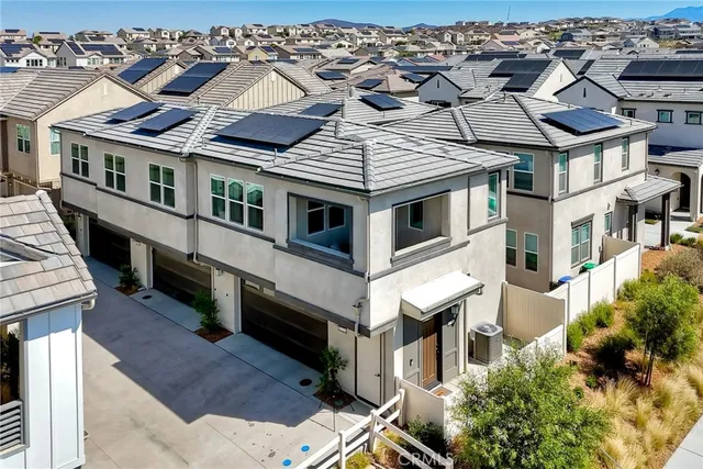 $575,000 | 32711 Brunello Way, Temecula, CA 92591