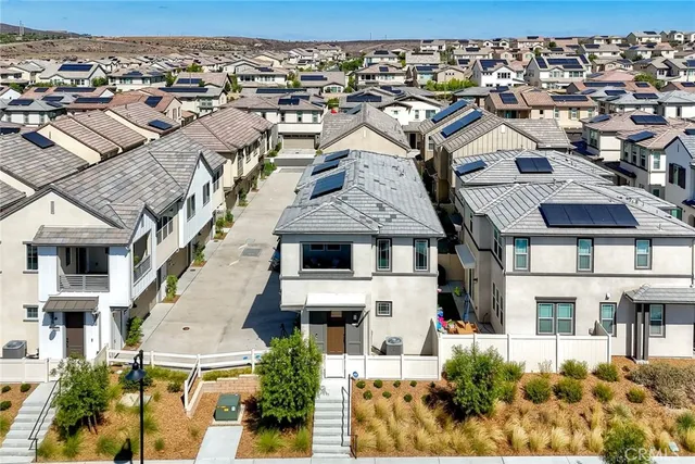 $575,000 | 32711 Brunello Way, Temecula, CA 92591