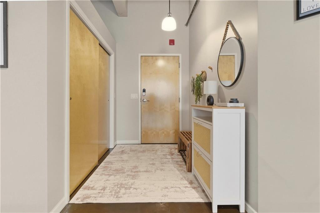 360 West Pershing Road, Unit 30 Kansas City, MO 64108 - Photo 5 of 28