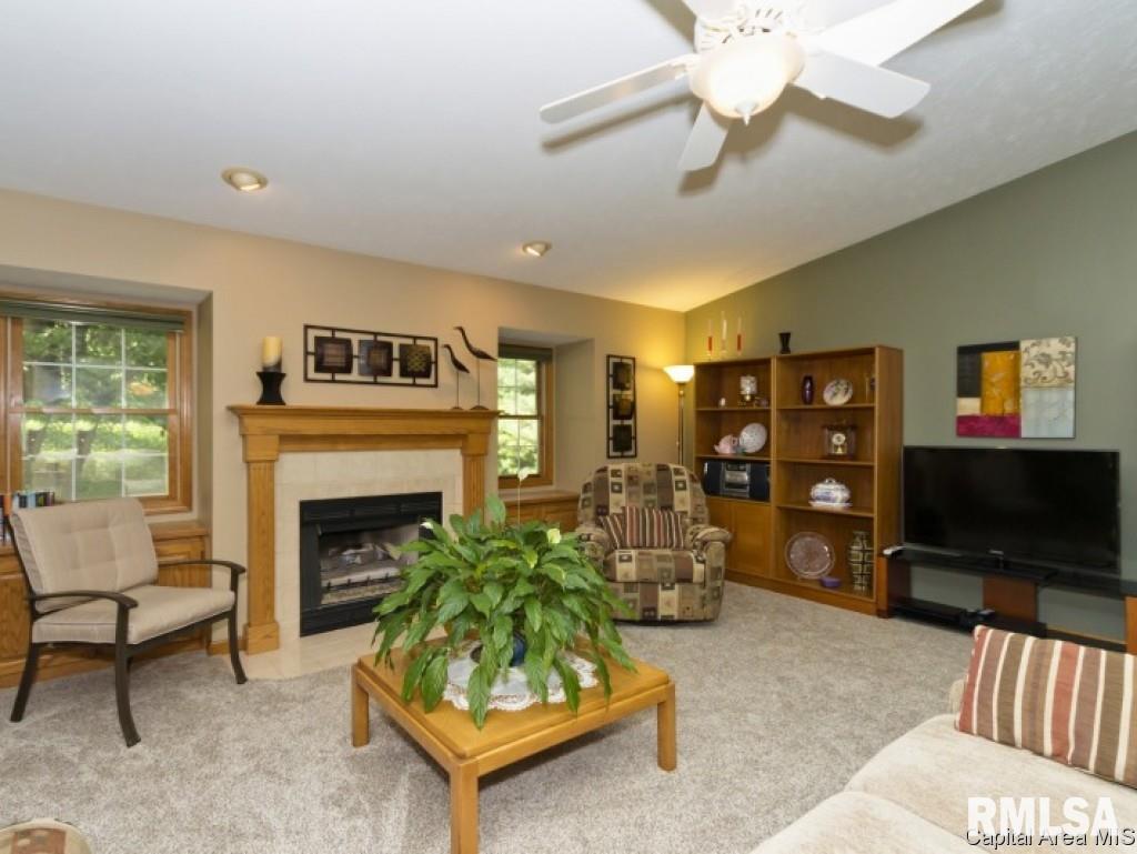 1408 James Street Springfield, IL 62703 - Photo 6 of 22