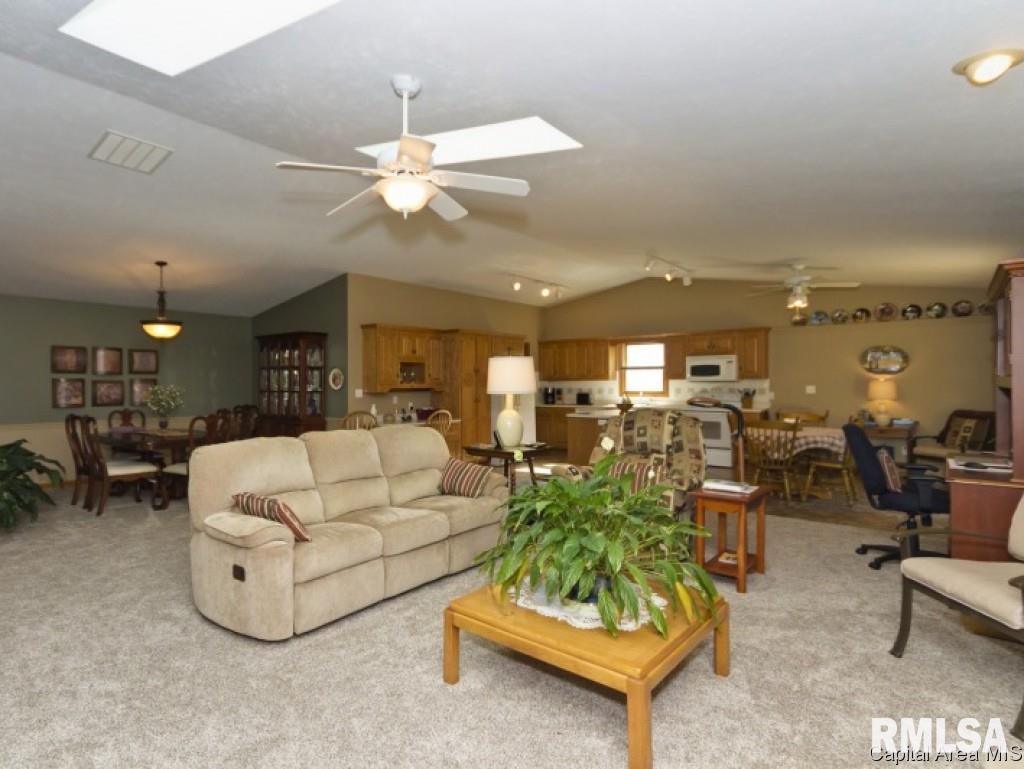 1408 James Street Springfield, IL 62703 - Photo 8 of 22