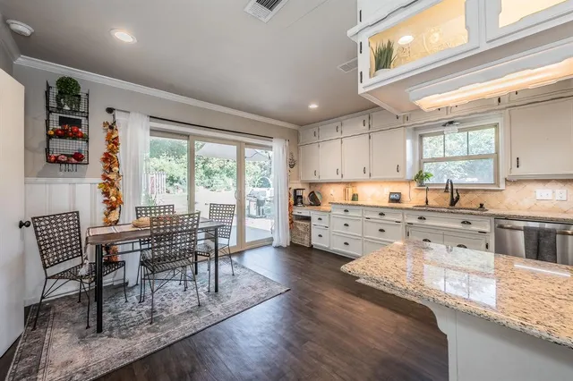 $389,000 | 4112 Brooks Baker Avenue, Lakeside, TX 76135