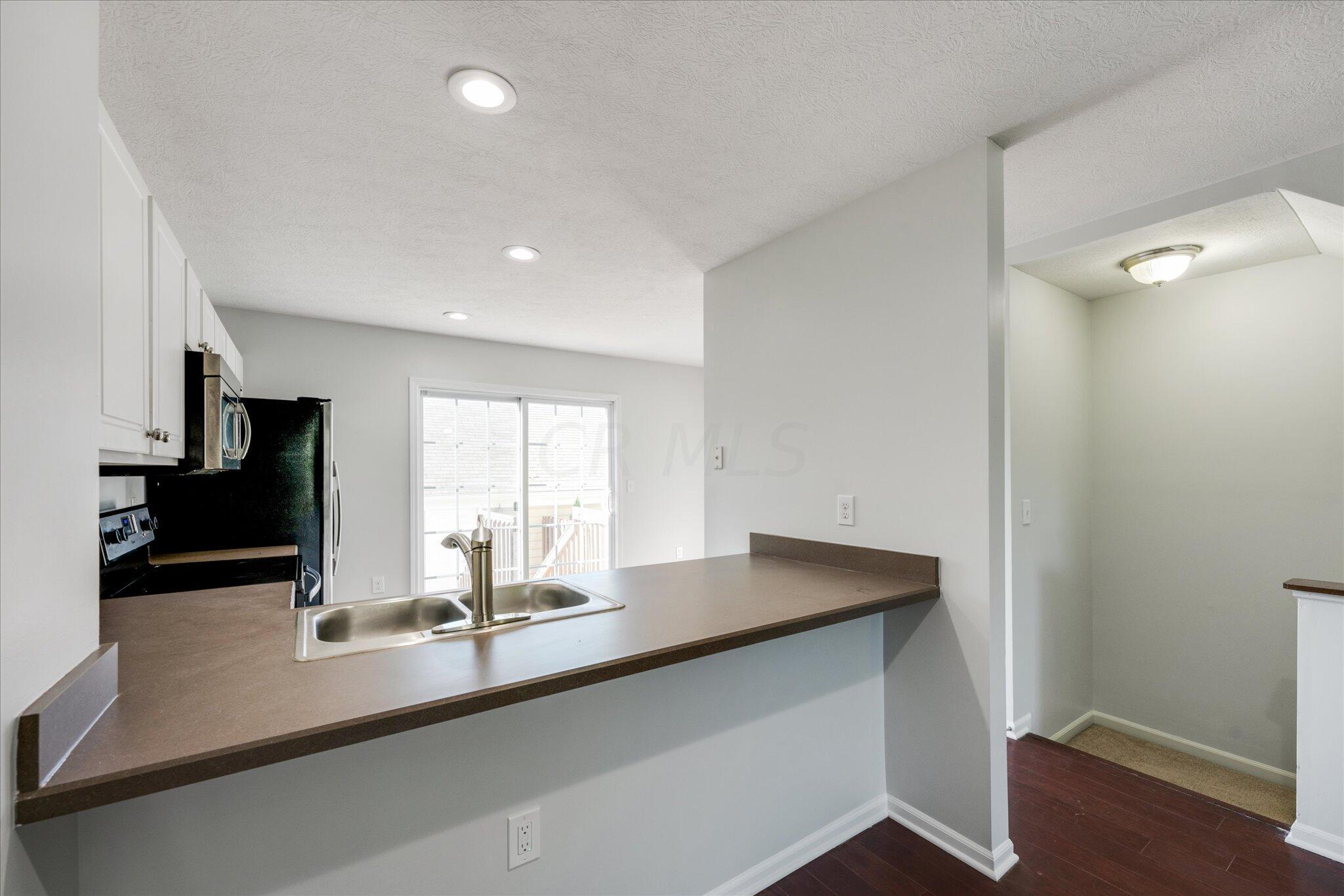 6213 Needletail Road Columbus, OH 43230 - Photo 13 of 45