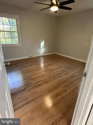 $2,500 | 44075 Louisdale Road, California, MD 20619