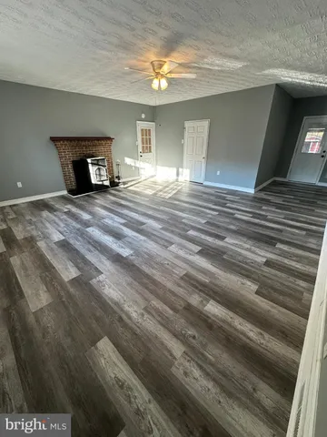 $2,500 | 44075 Louisdale Road, California, MD 20619